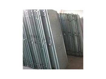 �������T004